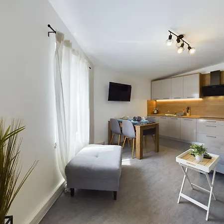 Apartmani Jesenova Selce Exterior foto