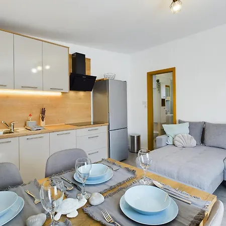 Apartmani Jesenova Selce Exterior foto