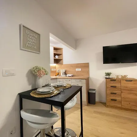 Apartmani Jesenova Selce Exterior foto
