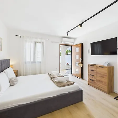 Apartmani Jesenova Selce Exterior photo