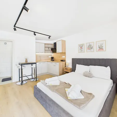 Apartmani Jesenova Selce Exterior photo